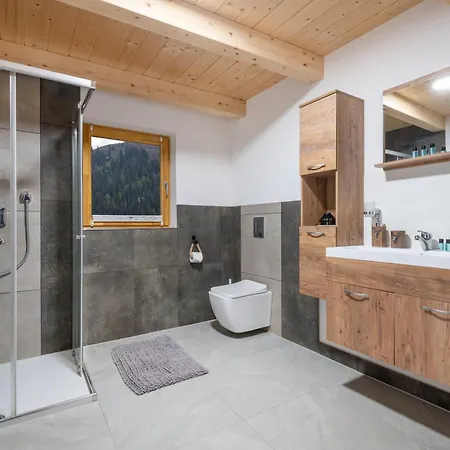 Bergchalet Valluga شقة